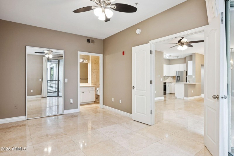 13-web-or-mls-1701-e-colter-st-416