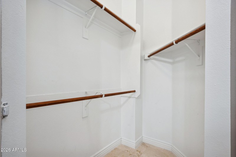 22-web-or-mls-1701-e-colter-st-416