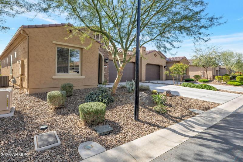 2-web-or-mls-Qp-7385