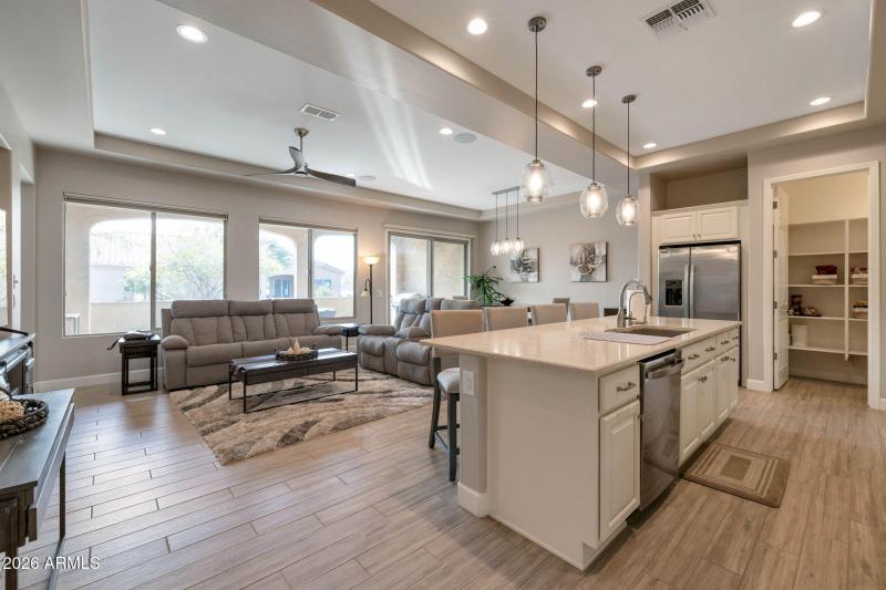 4-web-or-mls-Qp-7393