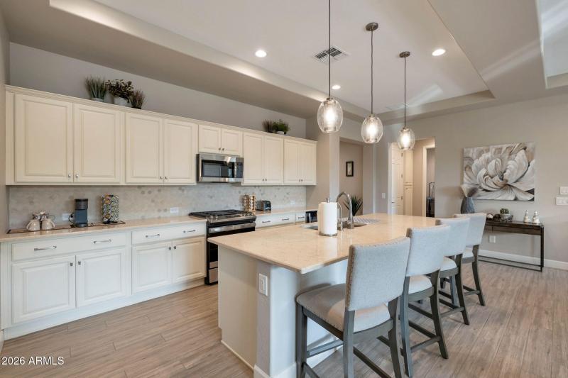 8-web-or-mls-Qp-7397