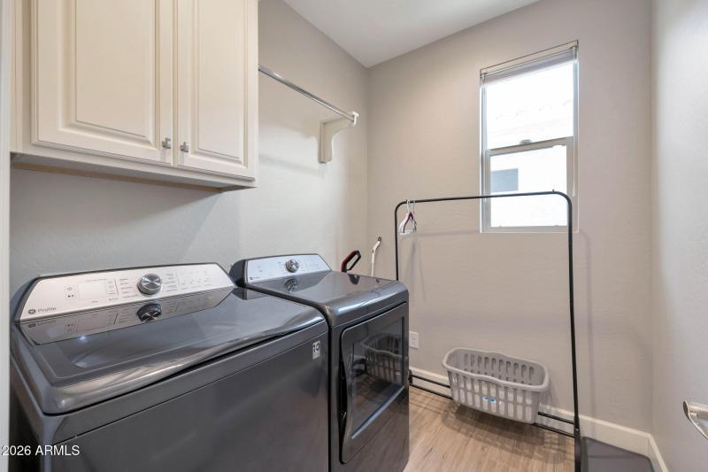 23-web-or-mls-Qp-7392