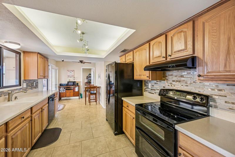 14-web-or-mls-W Titan Ct-S0302-014