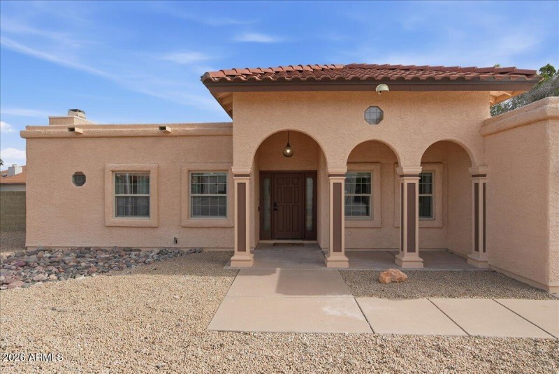 09-12627 S 38th Pl_RedHogMedia