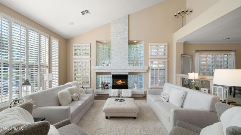 Interior Front Entry2