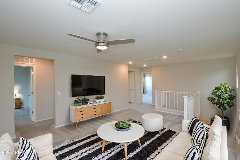 3f0a1624-39bf-4453-b27b-3302233635c3 - L