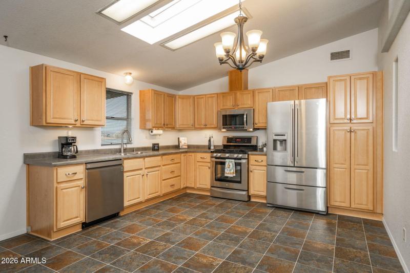 42-web-or-mls-2320-w-rd-2-s