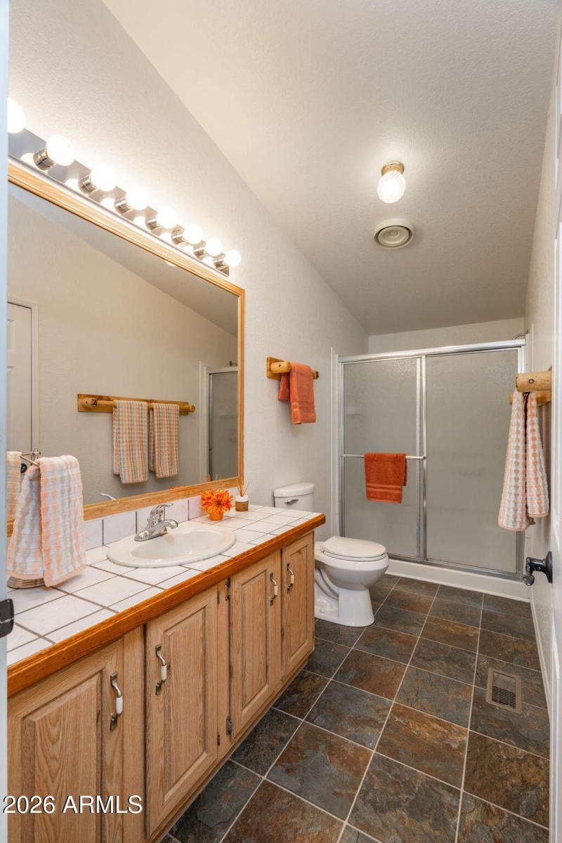 50-web-or-mls-2320-w-rd-2-s