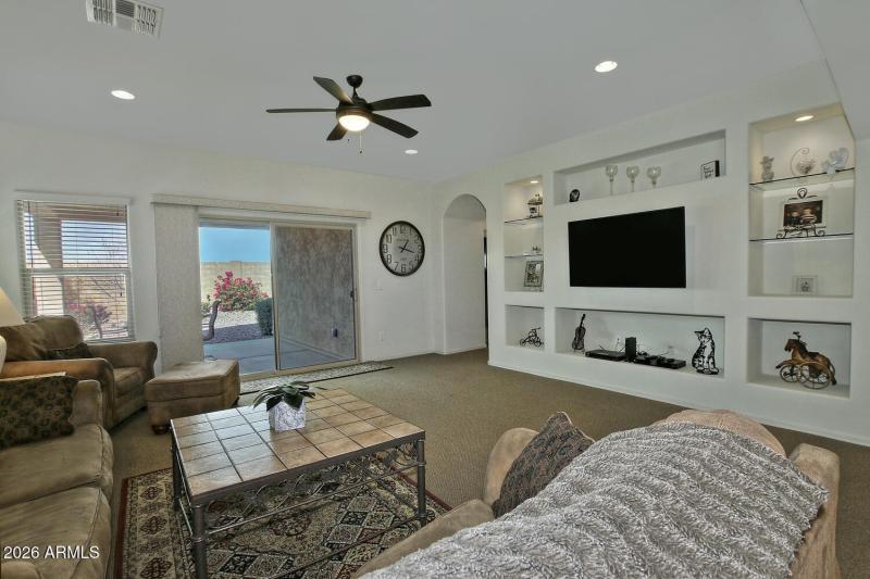 5484 W Patriot Way Florence AZ-large-014