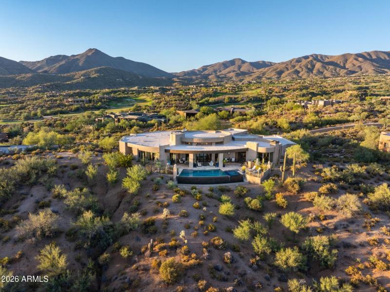 064_Fabulous Location