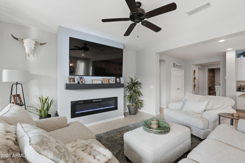 22451 E. Stonecrest Dr