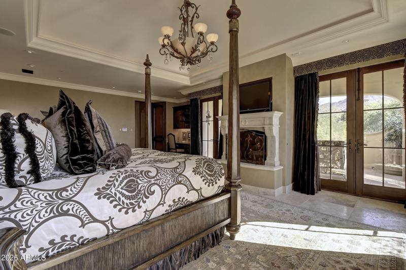 MASTER SUITE