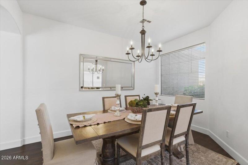 22-2177 E Glacier Pl