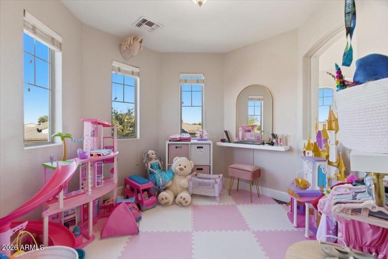 perfect play area or office/podcast room