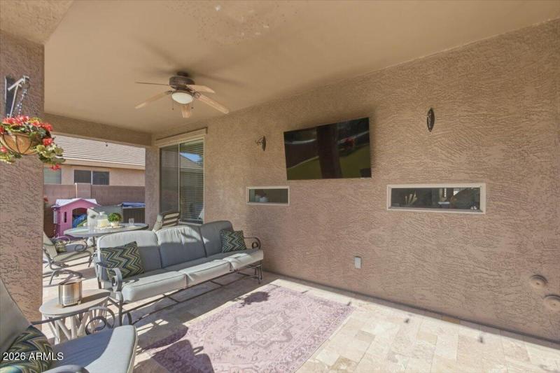 39-2177 E Glacier Pl