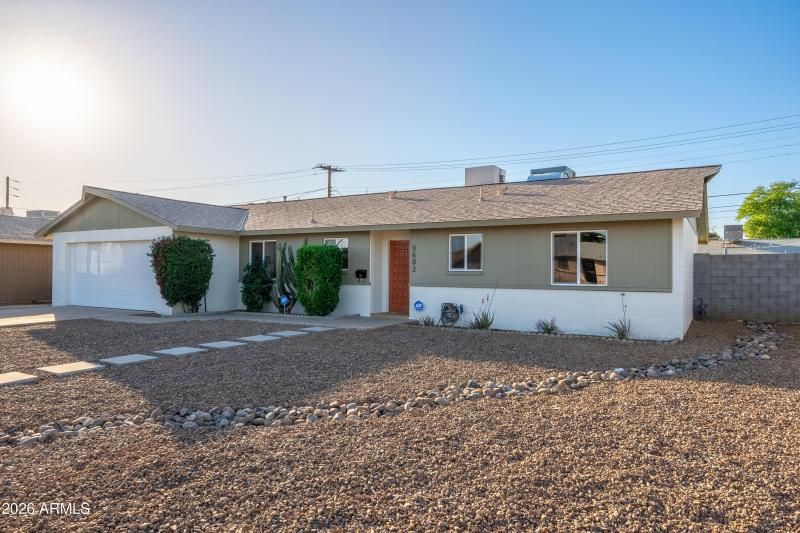 8602 N 33rd Ave - 03