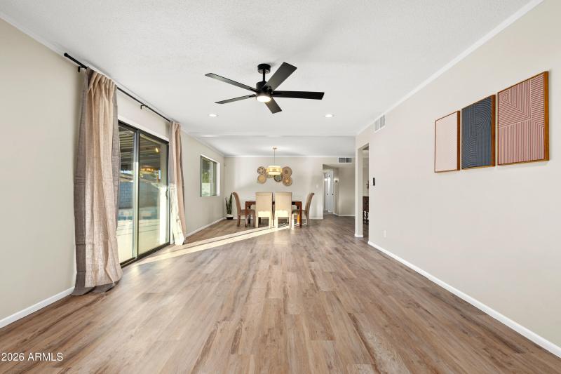 8602 N 33rd Ave - 07