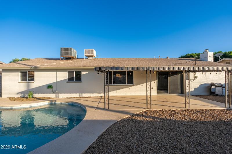 8602 N 33rd Ave - 28