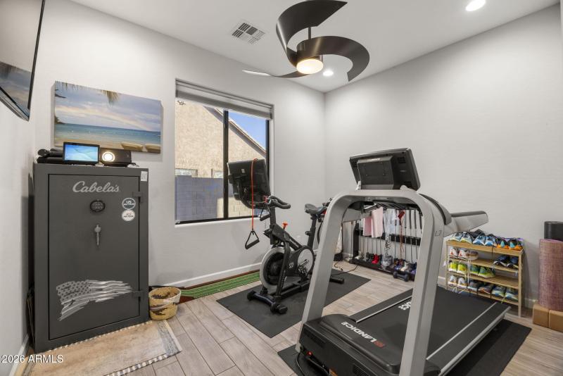 27-web-or-mls-9065-e-leonora-st