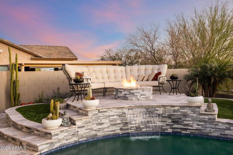 51-web-or-mls-9065-e-leonora-st