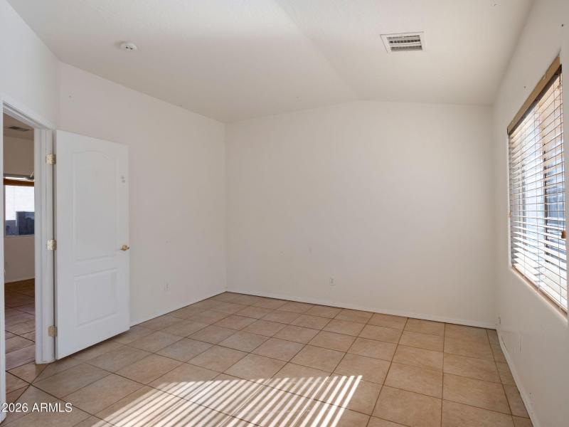 7-web-or-mls-QP-1014477