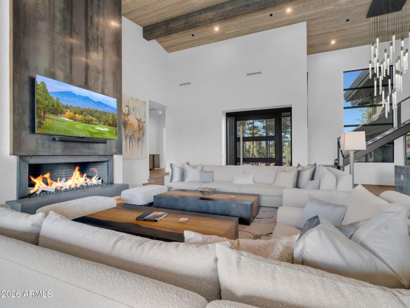 11-web-or-mls-TimberCreekImagery-11