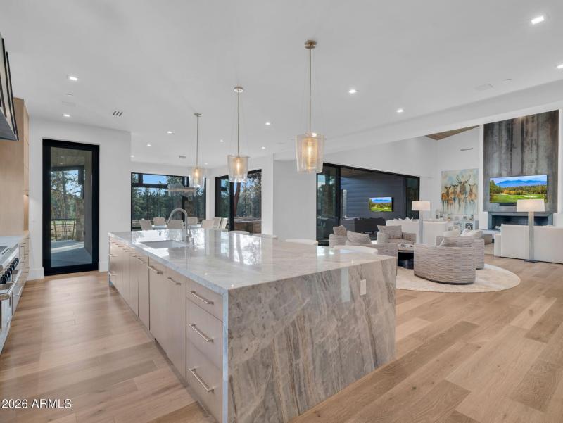 23-web-or-mls-TimberCreekImagery-23