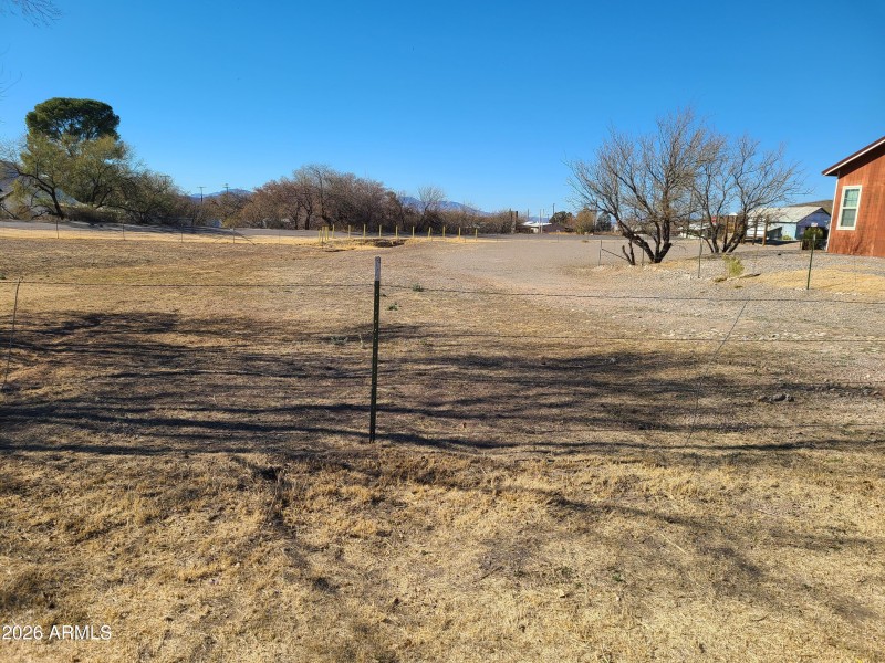 1st St towards Sumner