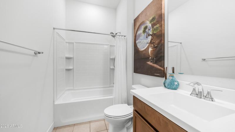 8022 W Northview Ave (29)