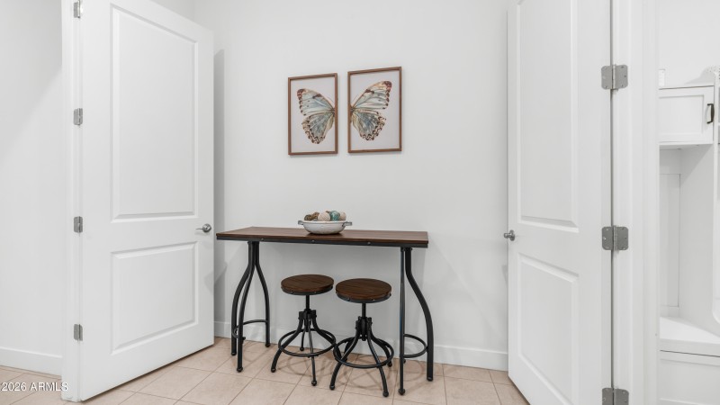 8022 W Northview Ave (19)