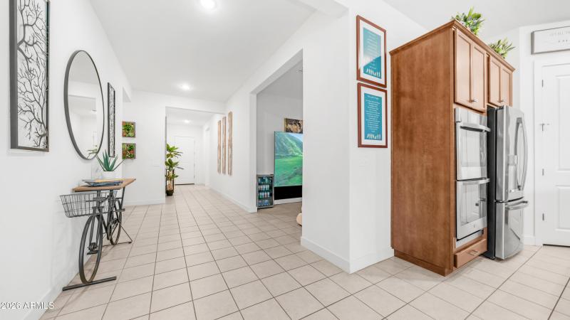 8022 W Northview Ave (7)