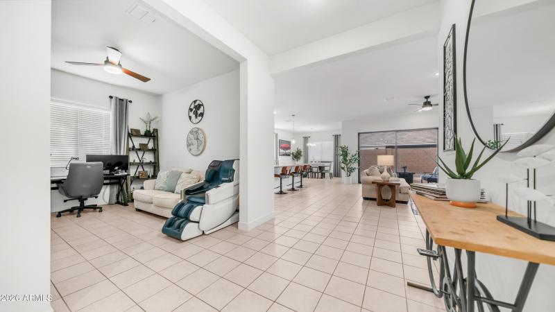 8022 W Northview Ave (5)