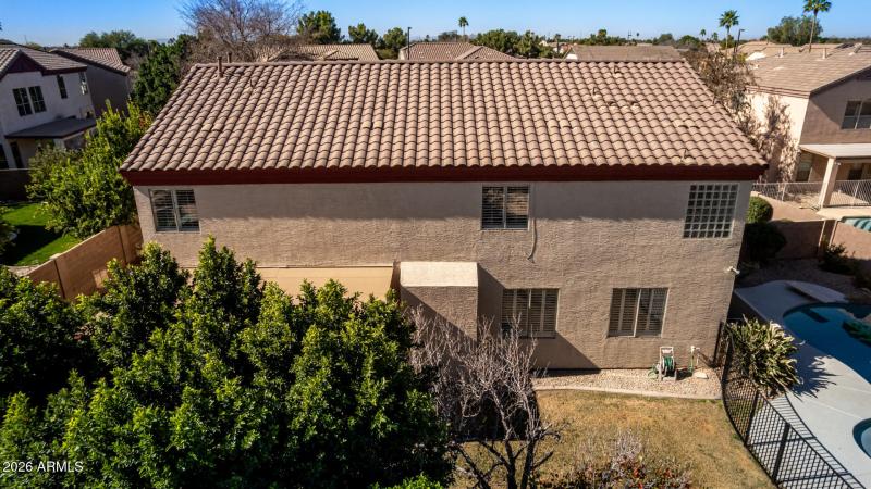 58 - Justine 1099 Drone