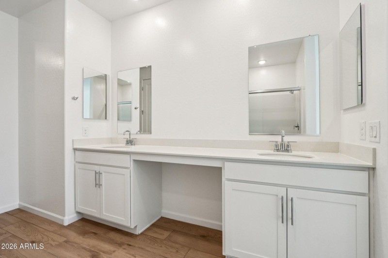 28-web-or-mls-W Camden Ave-S0402-028