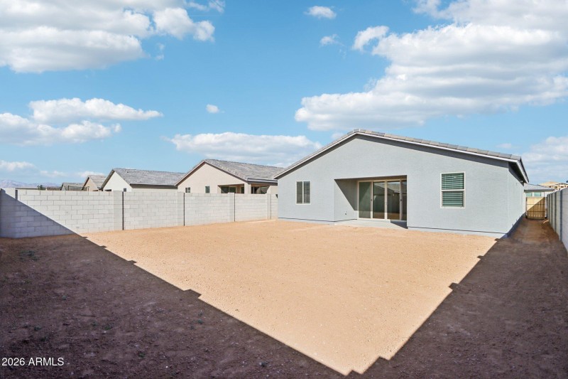 32-web-or-mls-W Camden Ave-S0402-032