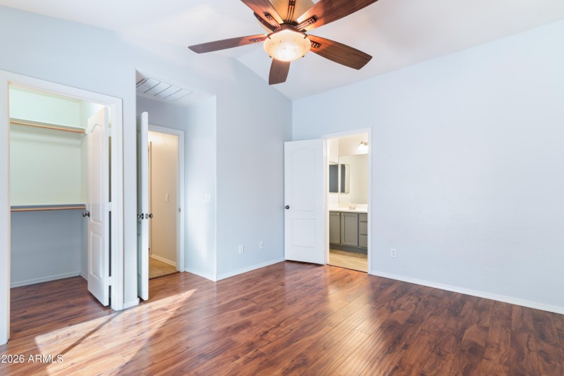 21_14809 n 139th ln-18