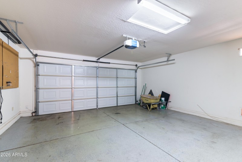 30_14809 n 139th ln-27