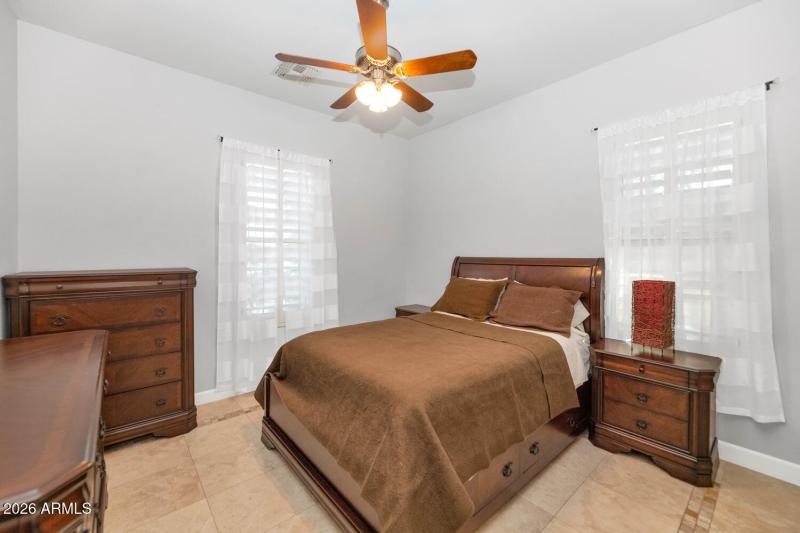 9463 E Sonoran Sunset Pass