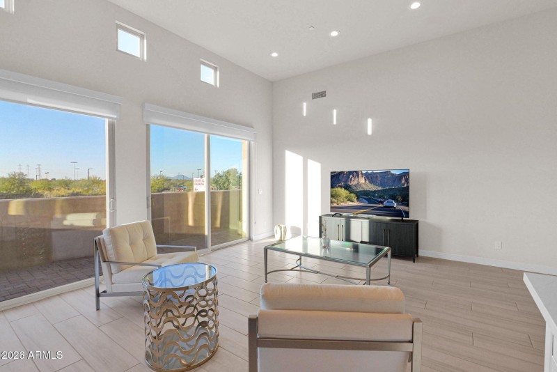 11-web-or-mls-P1471587