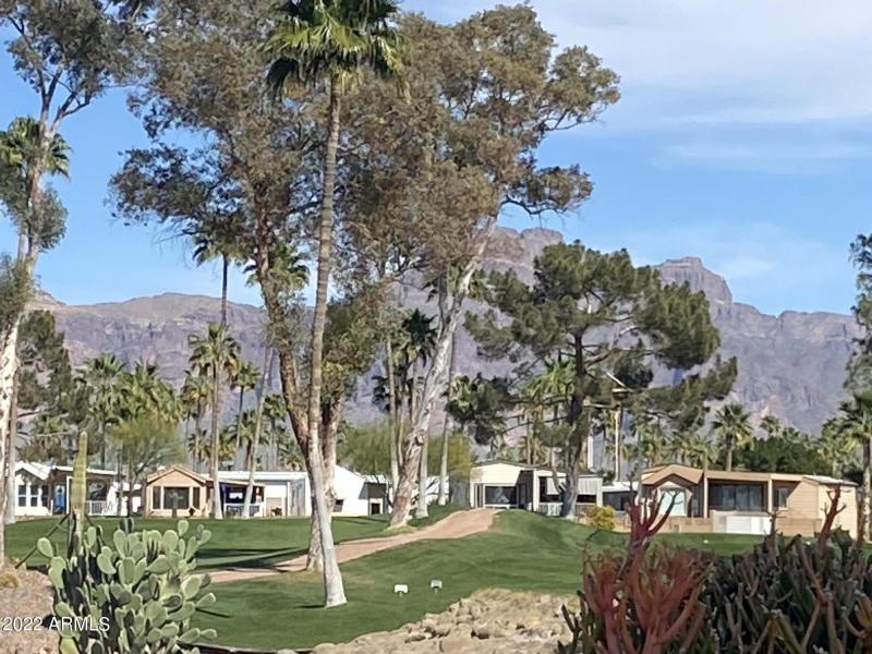 6DBB95F3-A832-4CE9-8B89-BDF3B5F5D471