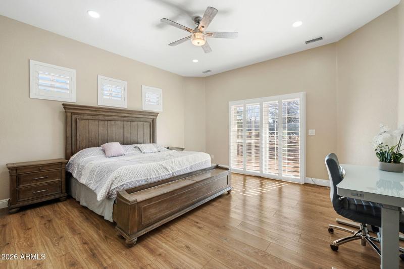 24-Primary Bedroom (1)