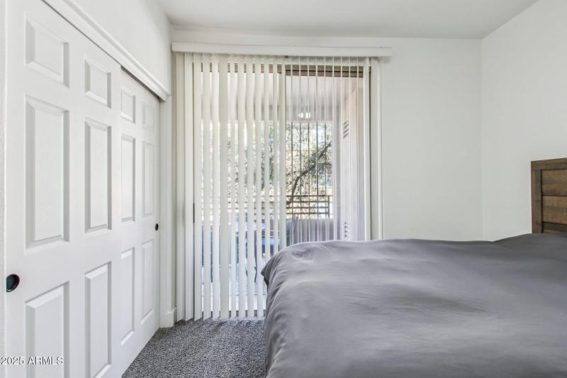 21-web-or-mls-N 76th St 2263-021