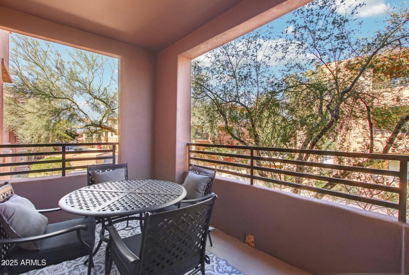 37-web-or-mls-N 76th St 2263-037