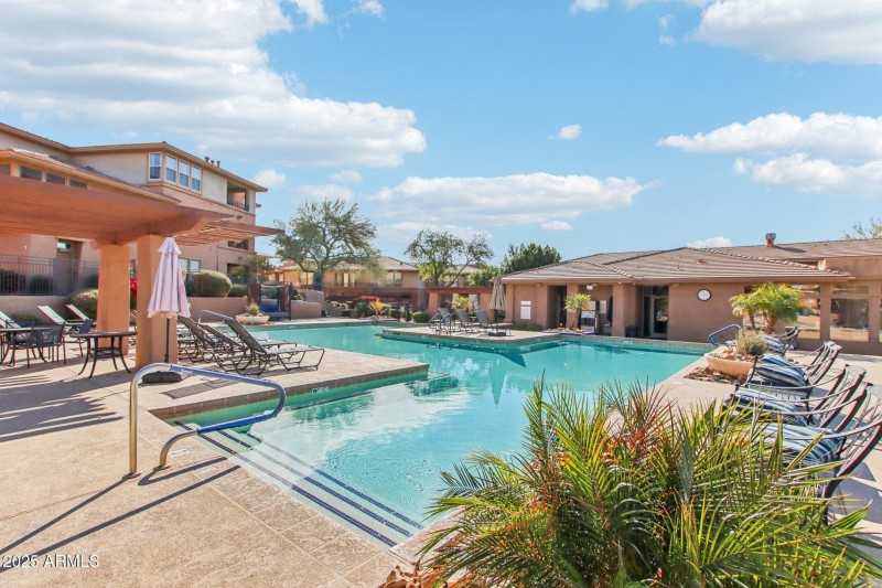 34-web-or-mls-N 76th St 2263-034