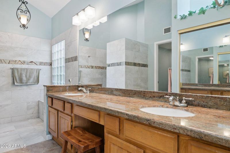 20-web-or-mls-10091-e-san-salvador-dr