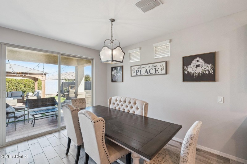 10-web-or-mls-2820-w-havasu-dr