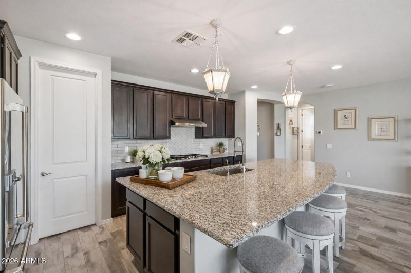 kitchen 3 with staging