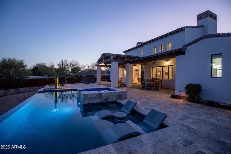 Entertainer's Backyard