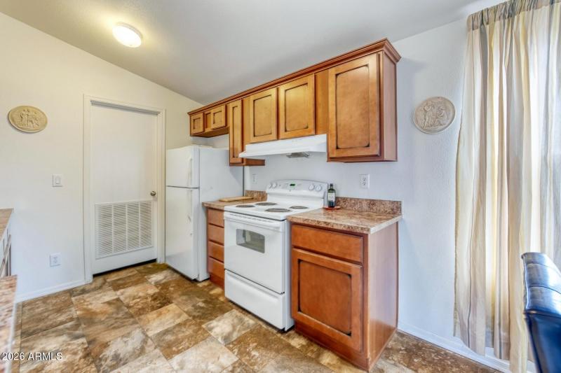 1250 North Fort Grant Road-082098