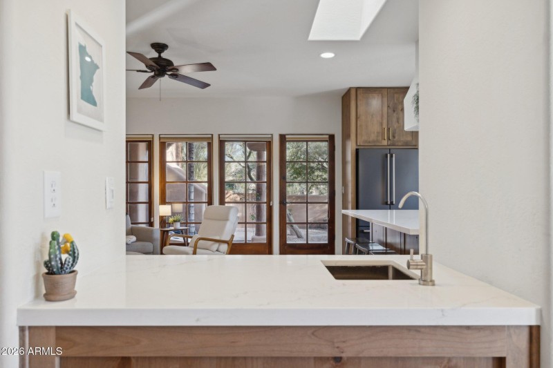 15-web-or-mls-25018-n-paso-trail